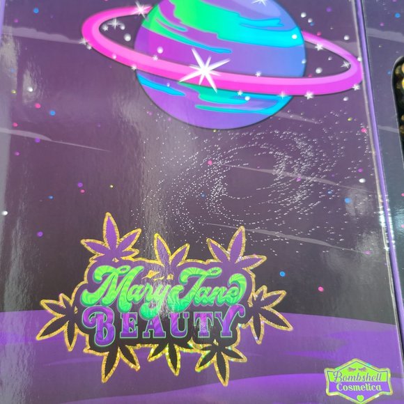 Mystic Unicorn - Eyeshadow Palette - Bombshell Cosmetica - Picture 3 of 8